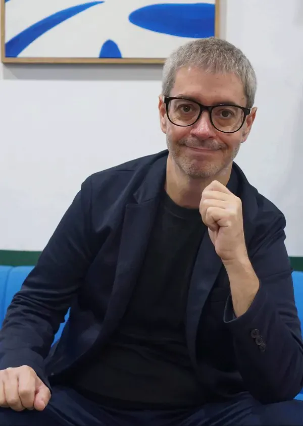 Portrait of author David Deane Haskell